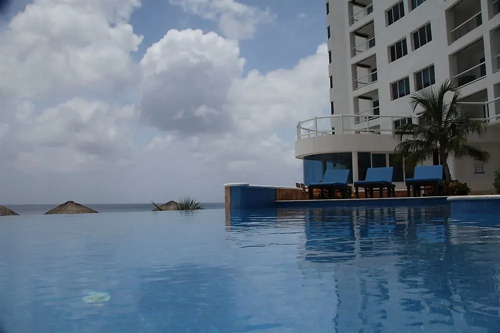 Peninsula Grand Cozumel Hotel