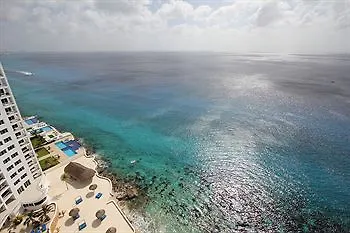 Hotel Peninsula Grand Cozumel México