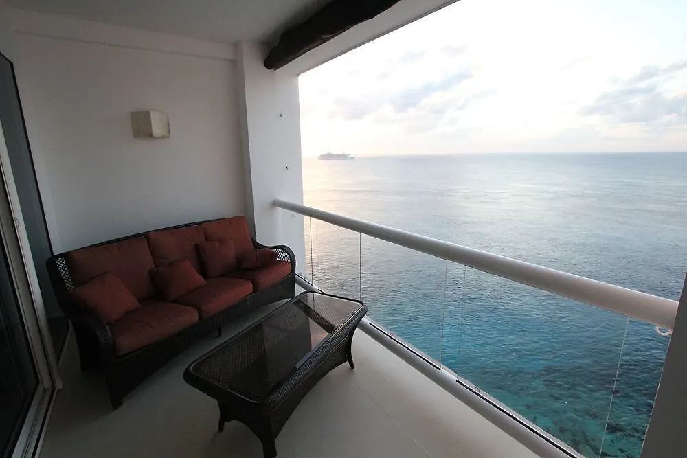 Hotel Peninsula Grand Cozumel
